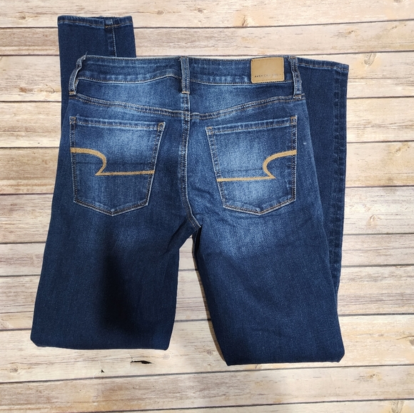 AE High Rise - Picture 4 of 6